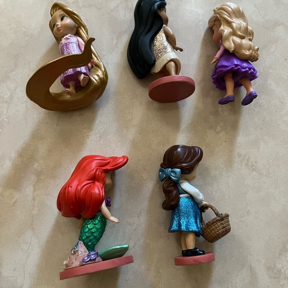 Disney Princess Figurine Collection - Red, Purple, Blue - Picture 2 of 15